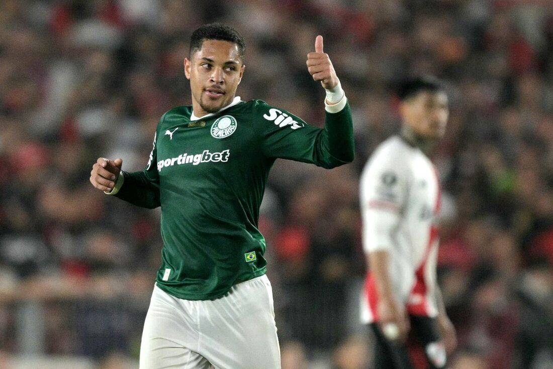 Palmeiras vence River Plate fora de casa