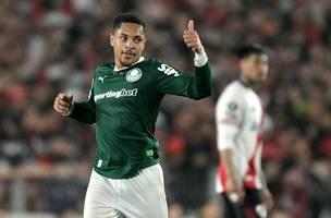 Palmeiras vence River Plate fora de casa (Foto: Juan Mabromata/AFP)