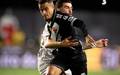 Philippe Coutinho sofre falta ao tentar puxar o contra-ataque: o camisa 10 fez um belo gol de falta (Foto: divulgacao/vasco