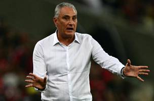 Tite esta sem clube desde que deixou o Flamengo, em setembro do ano passado (Foto: Pablo Porciuncula/ AFP)