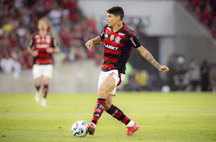 Ayrton Lucas em Flamengo x Sao Paulo (Foto: Adriano Fontes/CRF)