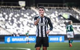 Diego Abreu reforça Tijuana sob comando de Loco Abreu