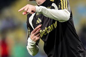 Filipe Luis e o tecnico do Flamengo (Foto: Gilvan de Souza/Flamengo)