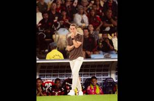 Filipe Luis em acao durante o classico entre Flamengo e Vasco, no Maracana (Foto: Adriano Fontes / Flamengo)