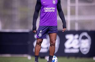 Lateral Diego Palacios em treino do Corinthians. (Foto: Rodrigo Coca / Ag.Corinthians)