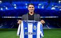 Thiago Silva foi apresentado no Porto. (Foto: Divulgacao