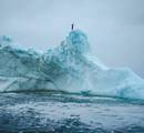 Atleta canadense inova com salto de iceberg no Atlântico