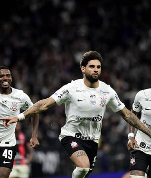 Corinthians busca reação contra o Vasco no Brasileirão