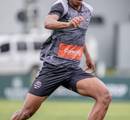 João Miguel destaca evolução no Athletic com Alex