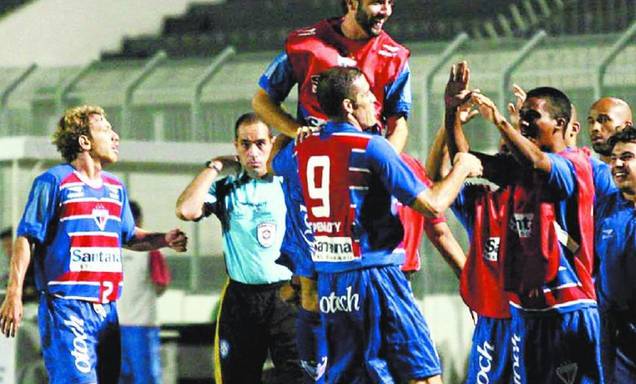 Finazzi recorda vitória histórica do Fortaleza