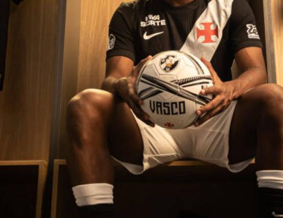 Vasco confirma chegada de Cuiabano por empréstimo