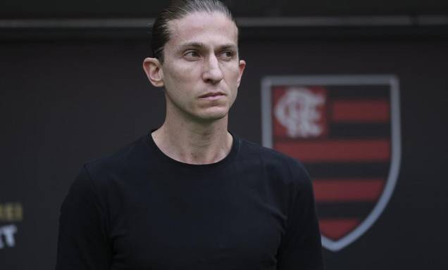Sem Saúl e Jorginho, Flamengo enfrenta o Internacional no Maracanã