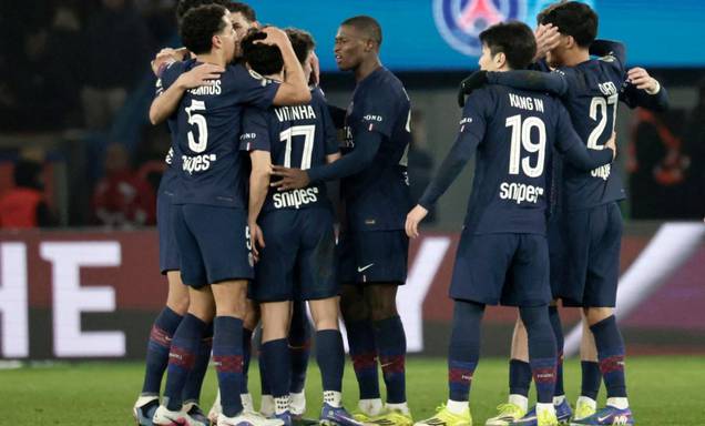 PSG retoma liderança com goleada sobre Olympique