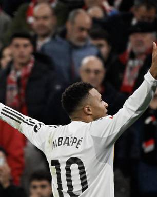 PSG tem oito dias para quitar dívida com Mbappé