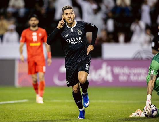Firmino brilha com cinco gols pelo Al Sadd na Champions Asiática
