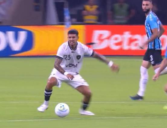 Lesões complicam opções do Botafogo para próximas partidas