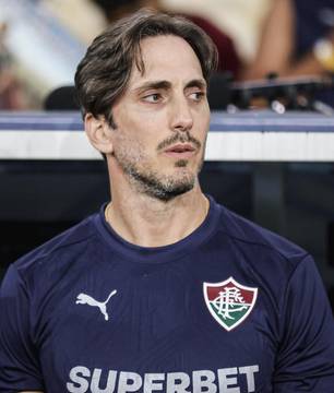 Zubeldía exalta elenco do Fluminense após título estadual