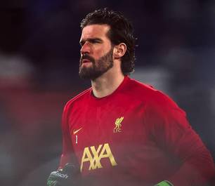 Alisson fora do Liverpool até o fim da temporada