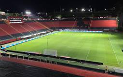 Vitória x Corinthians: transmissão e escalações confirmadas