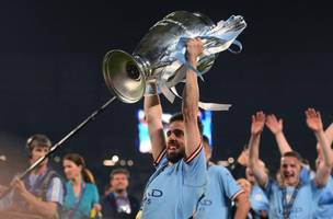 Bernardo Silva conquistou a Liga dos Campeoes na temporada 2022/23 (Foto: Franck Fife / AFP)