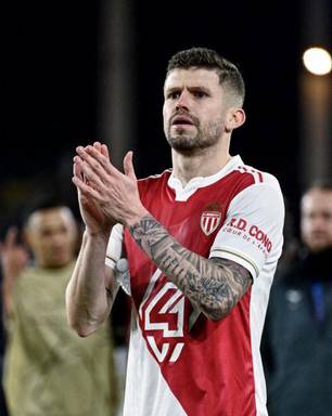 Flamengo mira Caio Henrique, ex-Fluminense, para reforçar a lateral