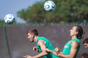 Canobbio e Castillo no treino do Fluminense antes de duelo (Foto: Marcelo Goncalves / FLUMINENSE F.C)