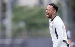 Neymar vira alvo de críticas em capa de revista europeia