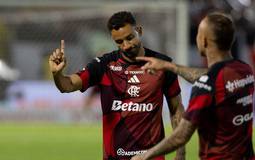 Flamengo sofre derrota para Bragantino e Danilo desabafa