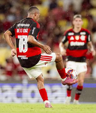 De la Cruz é preservado e não enfrenta o Atlético-MG