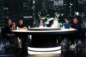 Diego Fernandes (centro) acompanhado dos ex-jogadores Souza, Josue, Edmilson e Muller. (Foto: Divulgacao/SPDay)