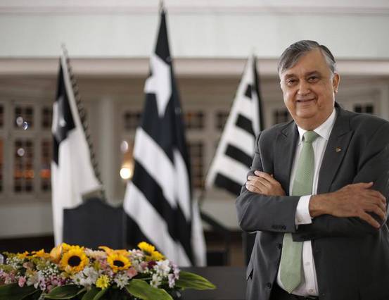 Botafogo SAF anuncia Durcesio Mello como diretor geral interino