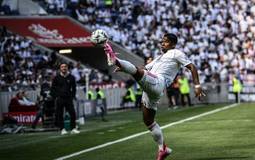 Lyon supera Auxerre com Endrick no time titular