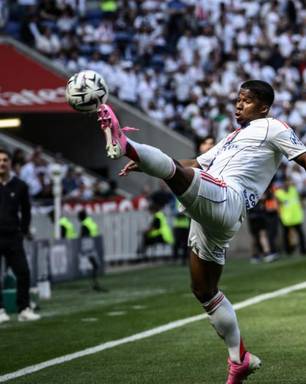 Lyon supera Auxerre com Endrick no time titular
