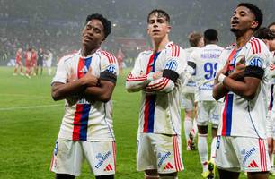 Endrick brilha após críticas e garante vitória do Lyon sobre o PSG