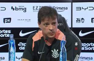 Fernando Diniz muda rotina e conquista elenco do Corinthians