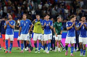 Jogadores da Italia lamentam derrota para a Bosnia-Herzegovina (Claudio Villa - FIGC/FIGC via Getty Images) (Foto: Divulgacao / FIGC)
