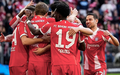 Jogadores do Bayern de Munique celebram gol sobre o Stuttgart (Foto: Divulgação/Bayern