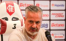 Flamengo reage a provocação do Palmeiras na web