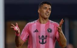MLS aplica multa a Luis Suárez por simulação em partida