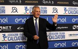 Crise esportiva atinge cúpula da federação italiana após nova eliminação