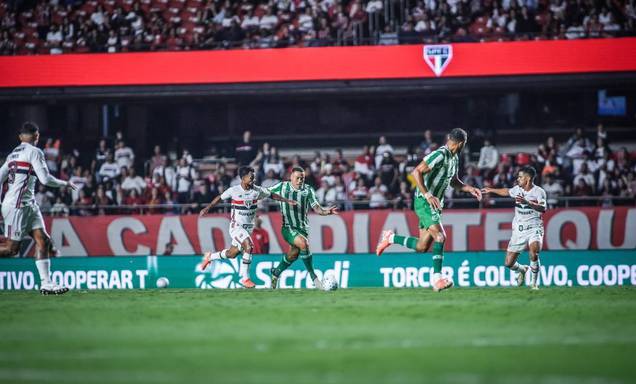 São Paulo supera Juventude com gol decisivo de Luciano