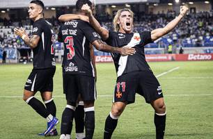 Vasco vence Paysandu com dois gols de Spinelli
