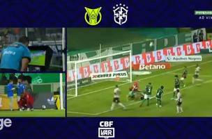 VAR em Palmeiras x Athletico-PR. (Foto: Reproducao)