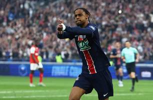 Barcelona mira Barcola com oferta milionária ao PSG