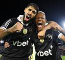 Palmeiras avança por Barboza e mantém interesse em Danilo