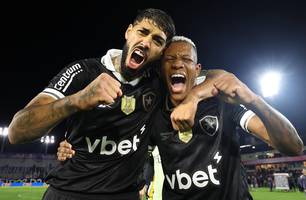 Palmeiras avança por Barboza e mantém interesse em Danilo