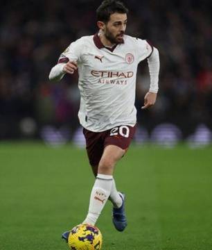 Barcelona negocia chegada de Bernardo Silva para próxima temporada