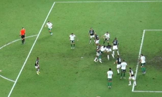 CBF divulga áudio do VAR em lance polêmico de Remo x Palmeiras