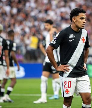 Renato Gaúcho sai em defesa de Brenner durante fase difícil no Vasco