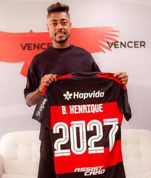 Flamengo renova com Bruno Henrique até 2027